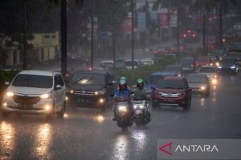 Wilayah Sumsel hari ini diprakirakan merata hujan dengan intensitas sedang dan lebat