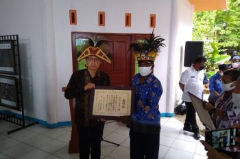 Kumpulkan kerangka tentara Jepang, dua WNI dapat penghargaan