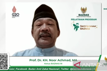 Baznas latih 5.000 santri berwirausaha