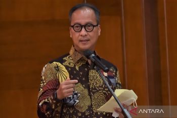 Menperin Agus Gumiwang sebut investasi manufaktur naik double digit, capai Rp230 triliun