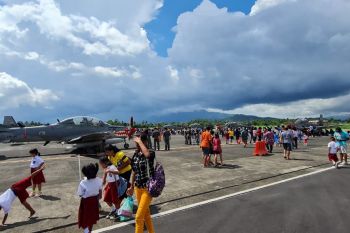 Static Show di Lanud Sam Ratulangi Manado banyak dikunjungi warga