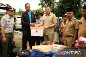 Wako Fadly Amran serahkan bantuan ke korban kebakaran
