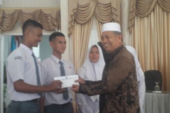 Pemkab Pasbar loloskan empat pelajar menjadi paskibraka tingkat Provinsi Sumbar