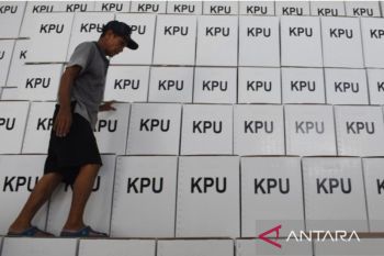 Upaya membangun proses politik yang berintegritas