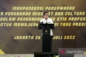 Menkumham dorong Polri benahi internal guna meningkatkan kepercayaan publik
