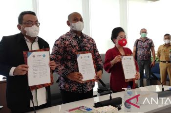 Penjabat Bupati Sangihe minta  BAKTI percepat pembangunan 10 tower