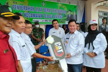 Bupati Kotim: Pembagian ekskavator ke kecamatan percepat pembangunan pelosok