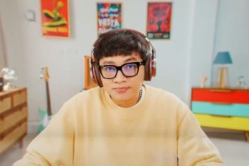 Dochi Pee Wee Gaskins lucurkan kacamata kolaborasi 'Kavica X Sadega'