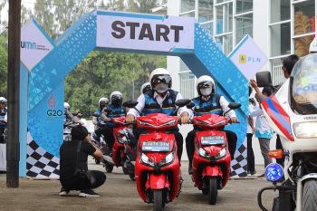 PLN dan Wali Kota Metro ajak warga gunakan kendaraan bebas emisi