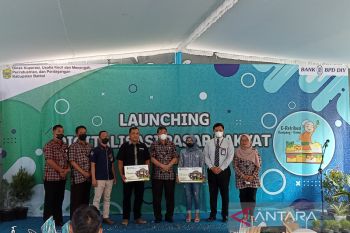 Pemkab Bantul meluncurkan e-retribusi pasar