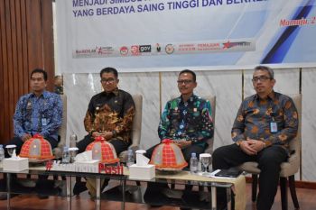 Pemprov Sulbar berkomitmen bantu pasarkan produk Usaha Mikro Kecil