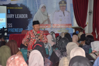 Bupati Agam: wirausaha harus berani mengambil resiko