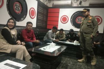 Pantau jam operasi hiburan malam, Satpol PP Dumai rutin berpatroli