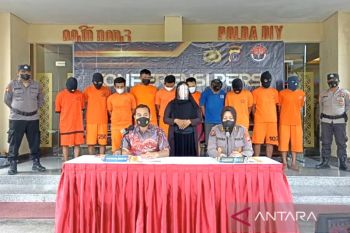Polisi menangkap 16 tersangka pencurian dengan kekerasan di DIY