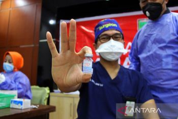 IDI sambut baik rencana vaksinasi penguat kedua untuk tenaga kesehatan