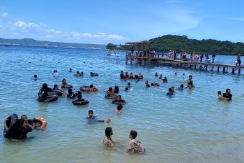 Libur Tahun Baru Islam, objek wisata Pantai Mutun ramai dikunjungi wisatawan