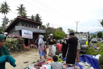 DMI Sulteng  salurkan logistik untuk korban banjir Parigi