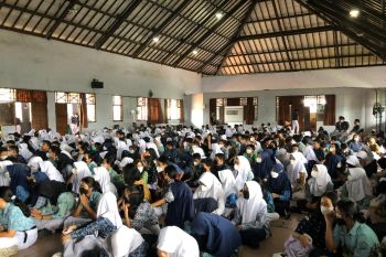Kemenkominfo gelar webinar pendidikan karakter Gen-Z bagi guru dan siswa