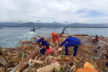 BPBD  prioritaskan pencarian korban banjir Torue