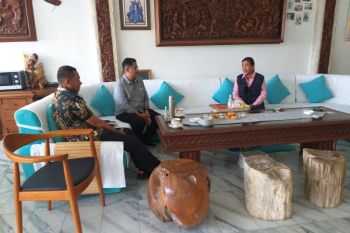 Sulbar jajaki kerja sama dengan Susi Air untuk rute Mamuju-Balikpapan