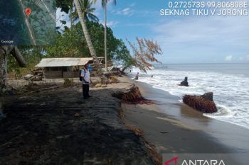 Legislator Agam tagih janji BWS bangun pemecah ombak di Tiku