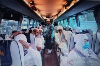 Kloter pertama jamaah haji Jambi tiba Minggu (7/8) dinihari