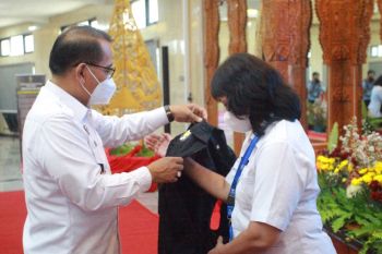 Kakanwil Kemenkumham Jateng kukuhkan 10 Guru Kekayaan Intelektual
