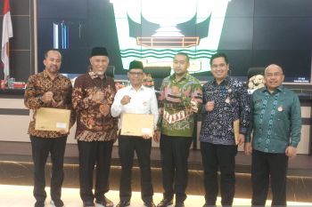 Biro Adpim Setdaprov Sumbar raih peringkat II OPD berkinerja terbaik