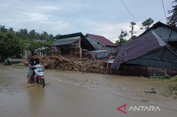 BMKG:  Hujan lebat masih akan terjadi di Sulteng 10 hari ke depan