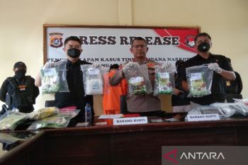 Polda Sulawesi Tenggara tangkap mahasiswa edarkan 5,2 kg sabu lintas provinsi