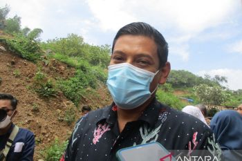 Yatim piatu akibat COVID-19 di Kota Kediri dapat bantuan beasiswa