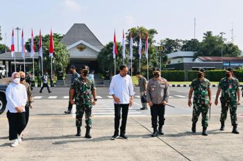 Presiden Jokowi menutup gelaran ASEAN Para Games XI 2022 di Surakarta