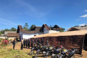 Polda Jatim terjunkan puluhan personel Brimob redam aksi teror di Jember