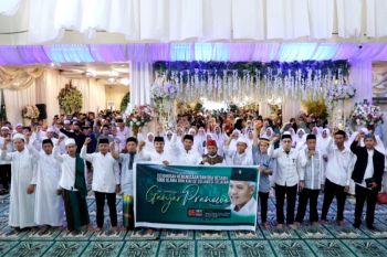 Ulama berharap Ganjar nantinya bisa wujudkan pendidikan gratis santri dan dai