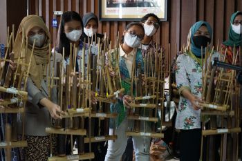 Tim angklung Indonesia promosi budaya di AS