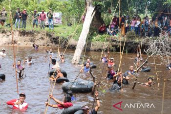 Wabup Bartim: Festival Nariuk lestarikan budaya leluhur agar tidak punah