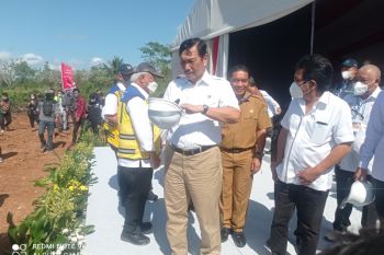 Luhut klaim utang Indonesia terkecil di dunia