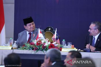 RI-Malaysia harus kompak untuk perdamaian dunia