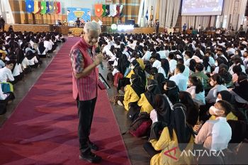 Gubernur Ganjar Pranowo ajak mahasiswa baru Unsoed miliki semangat berprestasi