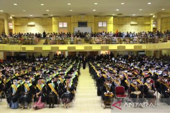 Rektor UIN Yogyakarta mendorong wisudawan harus punya cita-cita tinggi