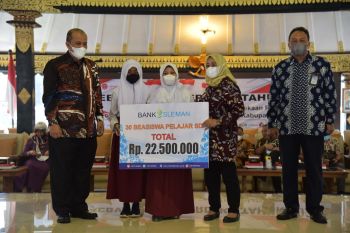 Forum TJSL Sleman salurkan bantuan sosial Rp604 juta