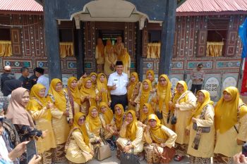 Bupati Solok temu ramah dengan tokoh adat Nagari Muaro Paneh