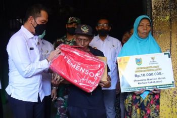 Pemkab Kudus beri bantuan uang-logistik untuk korban kebakaran