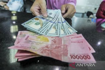 Nilai tukar rupiah menguat didorong turunnya laju inflasi AS