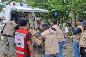 Siaga bencana, DSLNG latih Satgas Destana Uso hadapi kebakaran