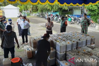 Pemkab Kulon Progo pastikan harga minyak goreng curah kembali normal