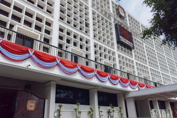 Sekjen KPU membantah intimidasi rekayasa hasil verfak parpol