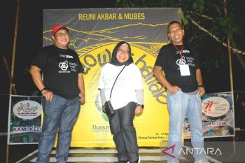 Ikasmantri 86 Padang gelar Reuni Akbar "Basuo Wak Baliak" di Padang Panjang