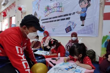 Kemenkumham Sumsel gelar lomba mewarnai untuk anak-anak dan karaoke