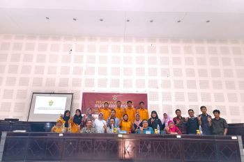 Fakultas Vokasi dan Peternakan Unhas pelatihan kompetensi supervisor pakan
